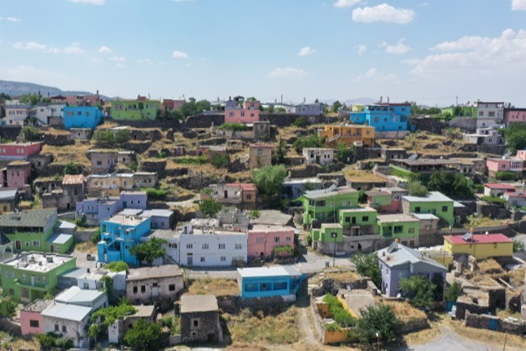 Kayseri Büyükşehir Hacılar’ın çehresini güzelleştiriyor