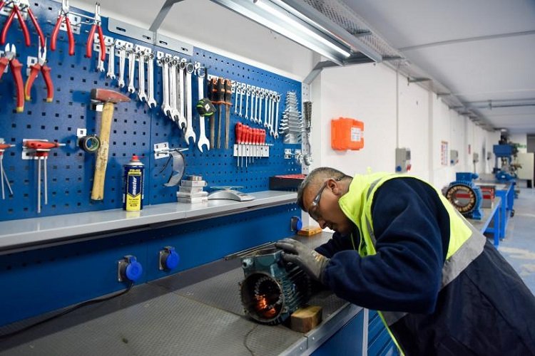 Mersin’in 7 ilçesindeki onarımlar bu atölyede gerçekleşecek