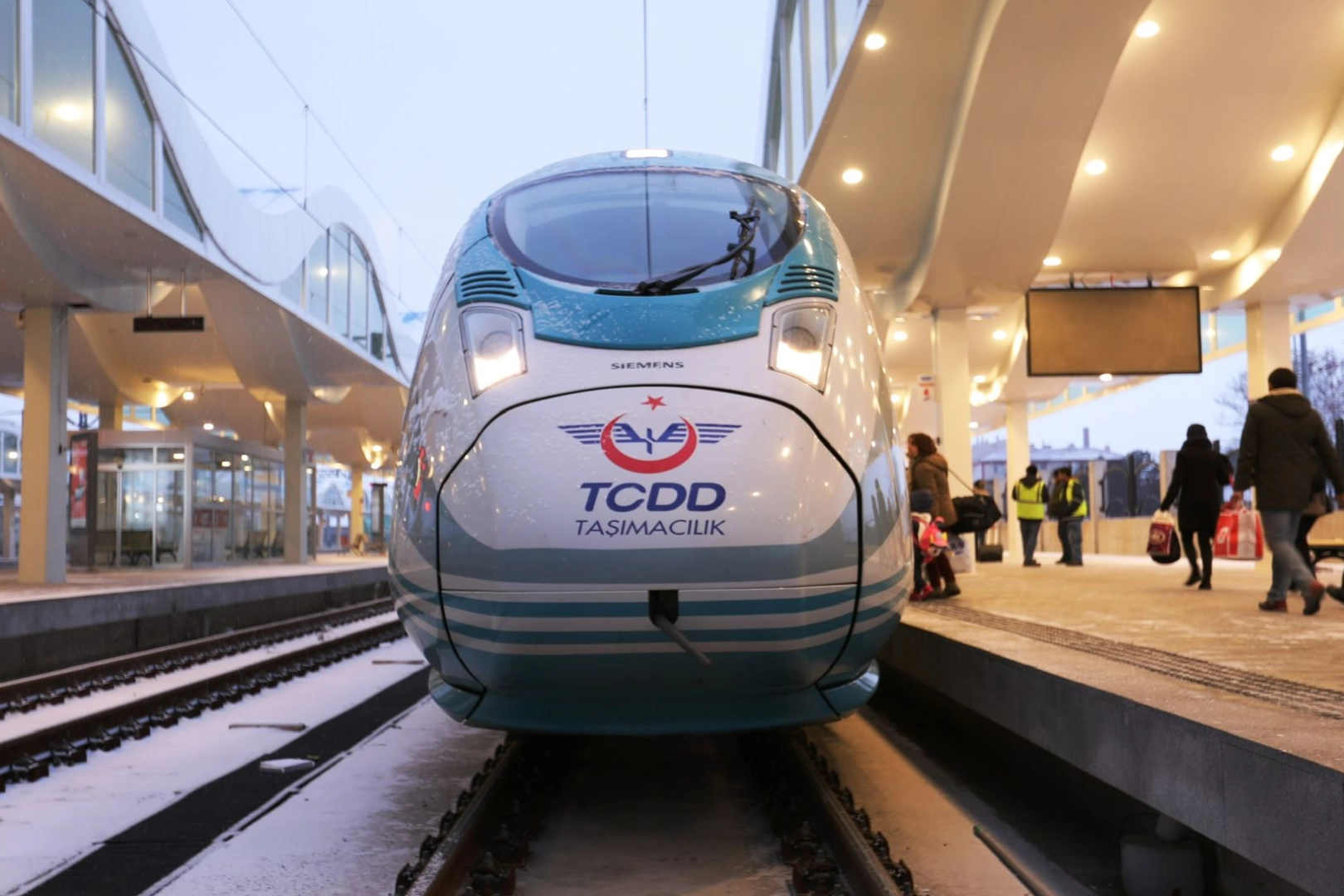 Bu haber çalışan tüm öğretmenleri kapsıyor… 24-30 Kasım’da trenler yüzde 50 indirimli