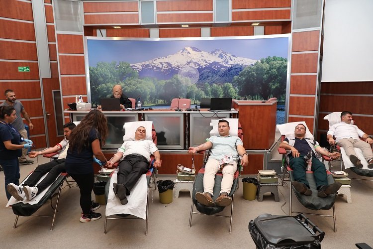 KASKİ’den ERÜ’deki kan bağışına destek