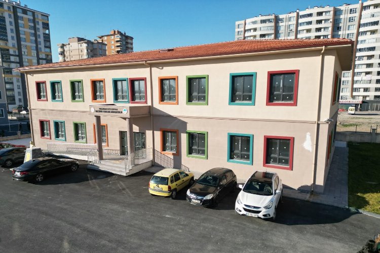 Melikgazi’de 2 okul birden hizmete açacak