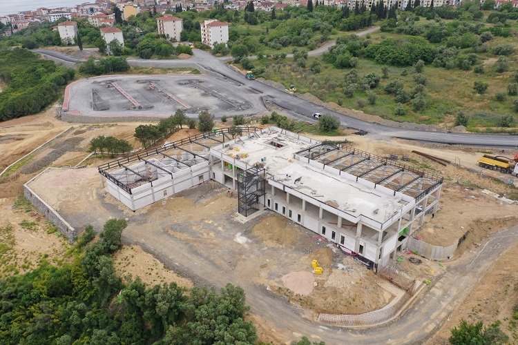 Darıca Millet Kıraathanesi’nin kaba inşaatı tamam