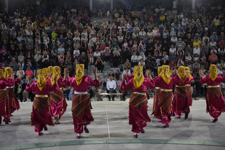 Bursa Yıldırım’da ‘Erguvan’ coşku