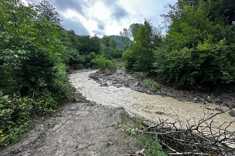 Ordu’da üç ilçeyi sel vurdu: 1 ölü