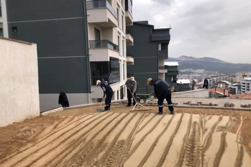 Bursa Gemlik’te her mahallede ayrı hizmet