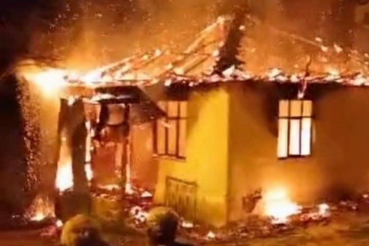 Düzce Yığılca’da müstakil ev küle döndü!