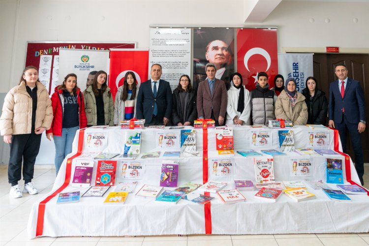 Malatya’da öğrencilere kitap desteği