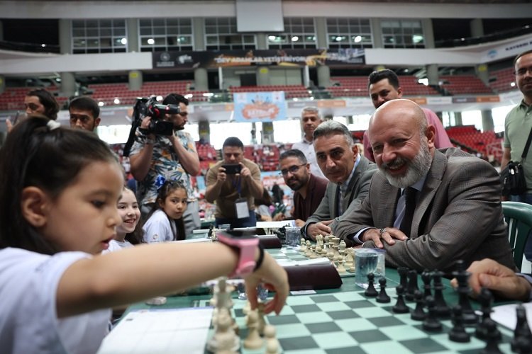 Satrancın minik ustaları Kayseri Kocasinan’da kapışıyor