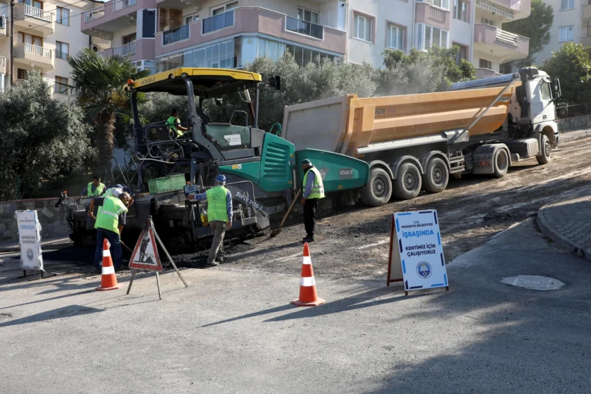 Bursa Mudanya’da yollara yerel bakım