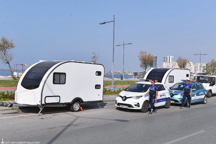 İzmir’de karavan park alanı mesaisi