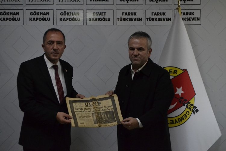 Düzce MHP İl Başkanı’nı duygulandıran hediye