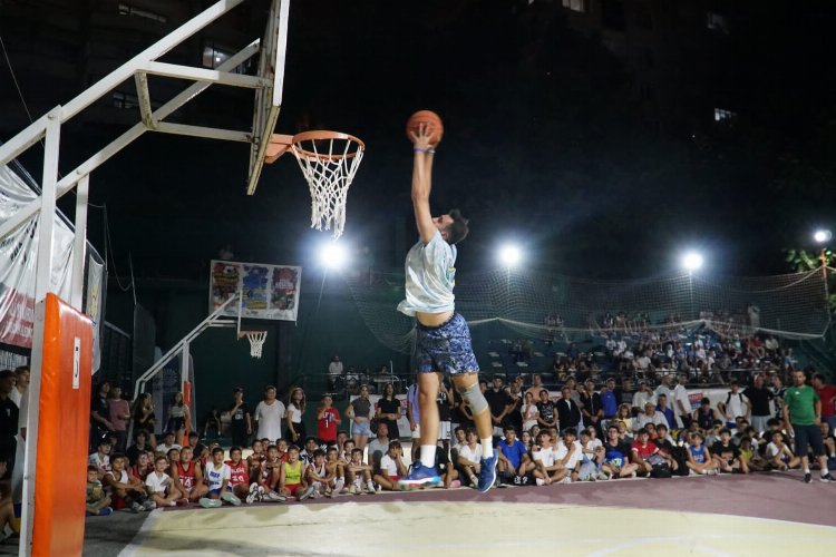 Gölcük’te sokak basketboluna muhteşem final