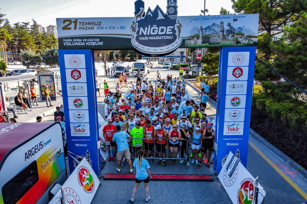 Vali Cahit Çelik: Niğde’yi sporun marka şehir haline getirmek istiyoruz