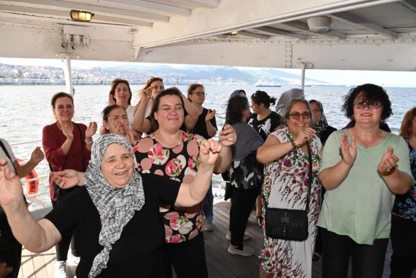 Manisalı kadınlar ‘Körfez Turu’nda eğlendi