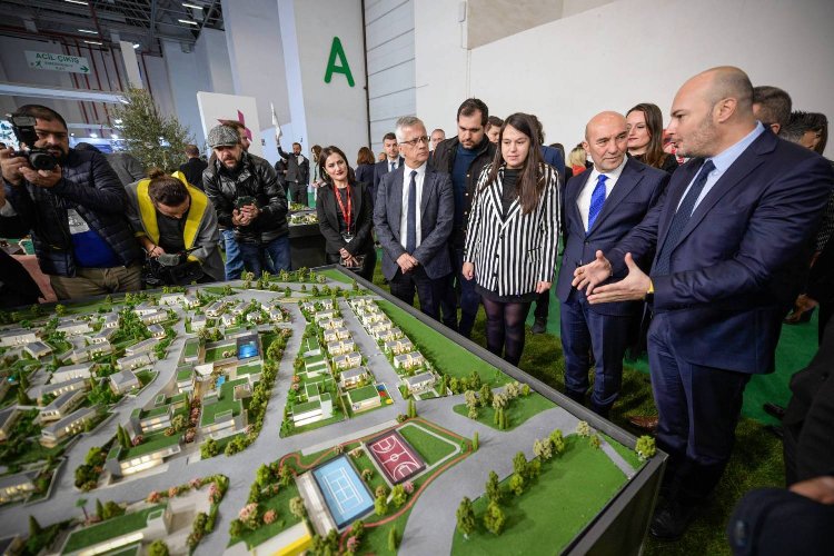 Kentsel Dönüşüm Fuarı’na yoğun ilgi