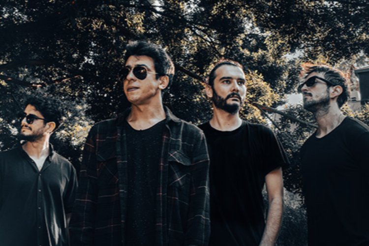 Kalabalık Bando’dan ‘Ah Be Kader’