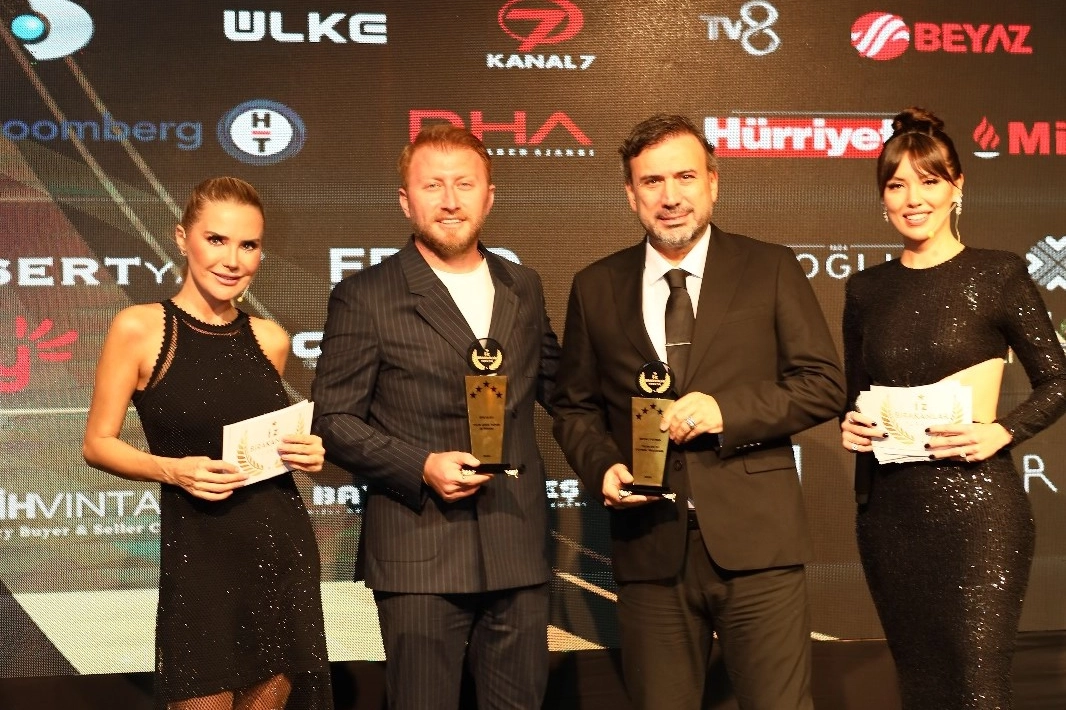 Ünlü isimler ‘İz Bırakanlar’ zirvesinde buluştu